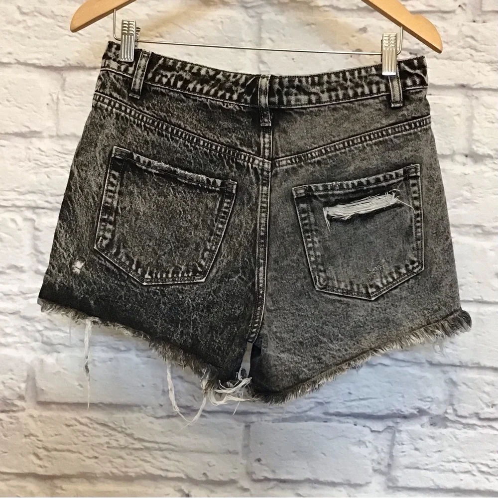 Vervet Med High Rise Crossover Denim Shorts Black Acid Wash Women’s Distressed